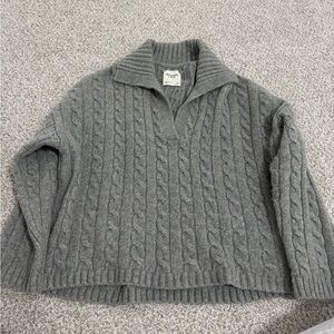 Abercrombie & Fitch Sweater
